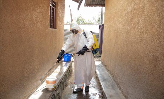RD Congo já tem mil casos de ebola, que ameaça 3 milhões de crianças